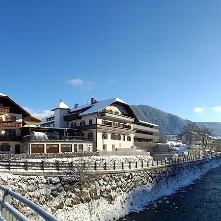 River Hotel Post Chienes Exteriér fotografie