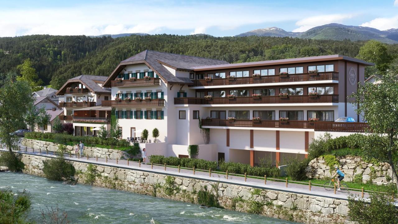 River Hotel Post Chienes Exteriér fotografie
